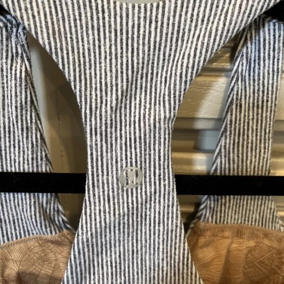 Lululemon Womens Tank Top Size 4 White / Black Activewear - Picture 5 of 9